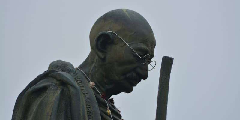 Mahatma Gandhi “Oko za oko uczyni tylko cały świat ślepym”